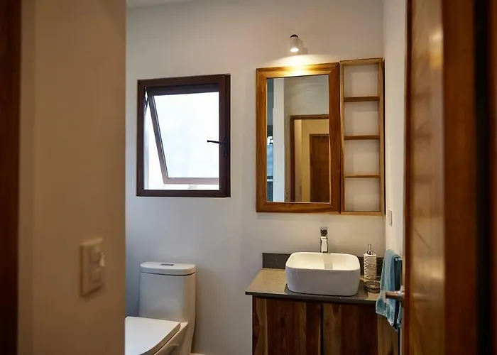 Turtle Townhome #4 Private Pool & Garden 300mtrs To Сasa de vacaciones